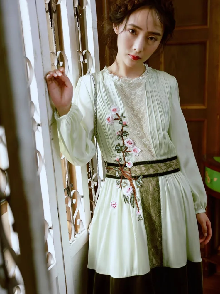 Robes longues en dentelle brodée pour femmes, col rond, manches longues, velours, satin, mince, vintage, buste, printemps, automne, 84-92cm