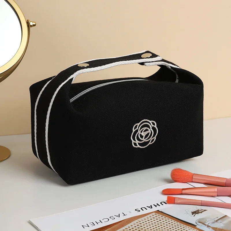 Women's Canvas Cosmetic Bag Portable Makeup Bag Luxury Flower Storage Bag Cosmetic Organizer Travel Essential Toiletry Bag