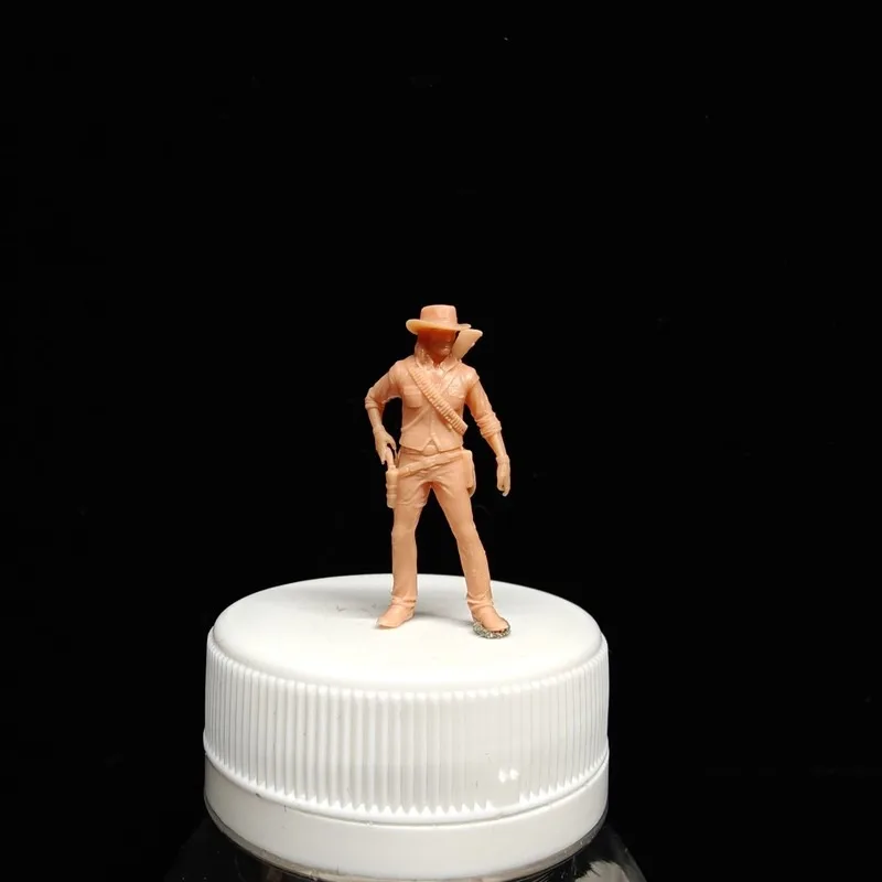 1/64 Miniature Figures Red Dead Redemption Western Cowboy Game Character Small Scale High Precision 3D Model