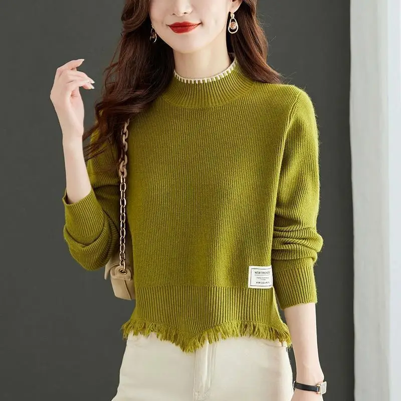 2024 High Neck Knitted Autumn and Winter Short Sweater New High Waisted Tassel Top Base Knit Outer Layer