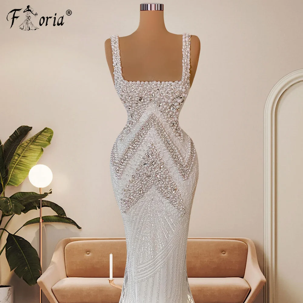 Splendido abito da sera a sirena con perline di cristallo di perle bianco Spagheti Strap abiti da festa di nozze abiti da celebrità vestidos de noche