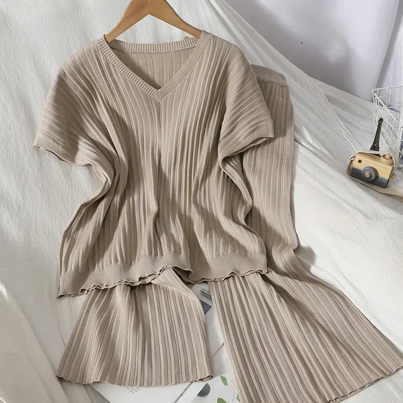 

Women Lazy Style Raglan Sleeve T-shirt Elastic Band Wide Leg Pants Two-piece Set Thin V-neck Pullover Pants Set Fashion New
