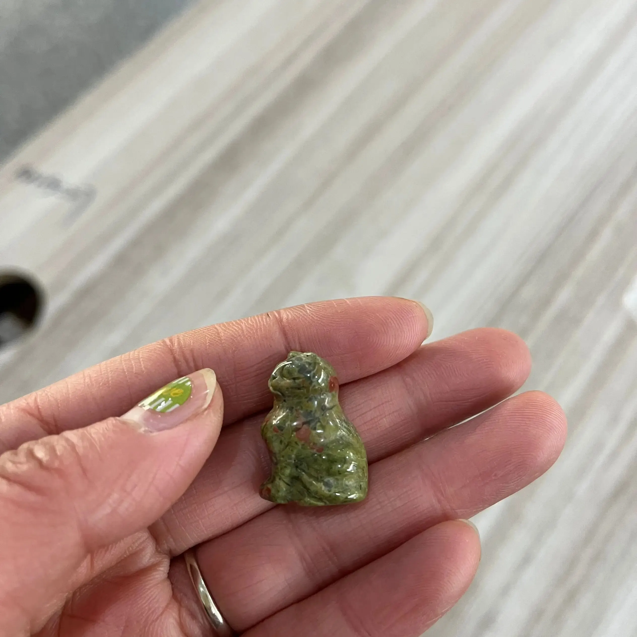 1in Mini Crystal Carved Cat Pocket Decoration HealingStone Home Decoration Animal Statue Crystal Gift