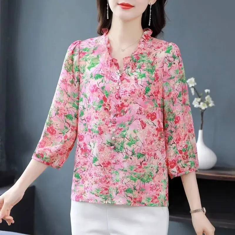 

2024 New Summer Korean and Korean Fashion Blouses Loose Chiffon Three Quarter V-neck Printed Shirring Button Women's Shirt Top