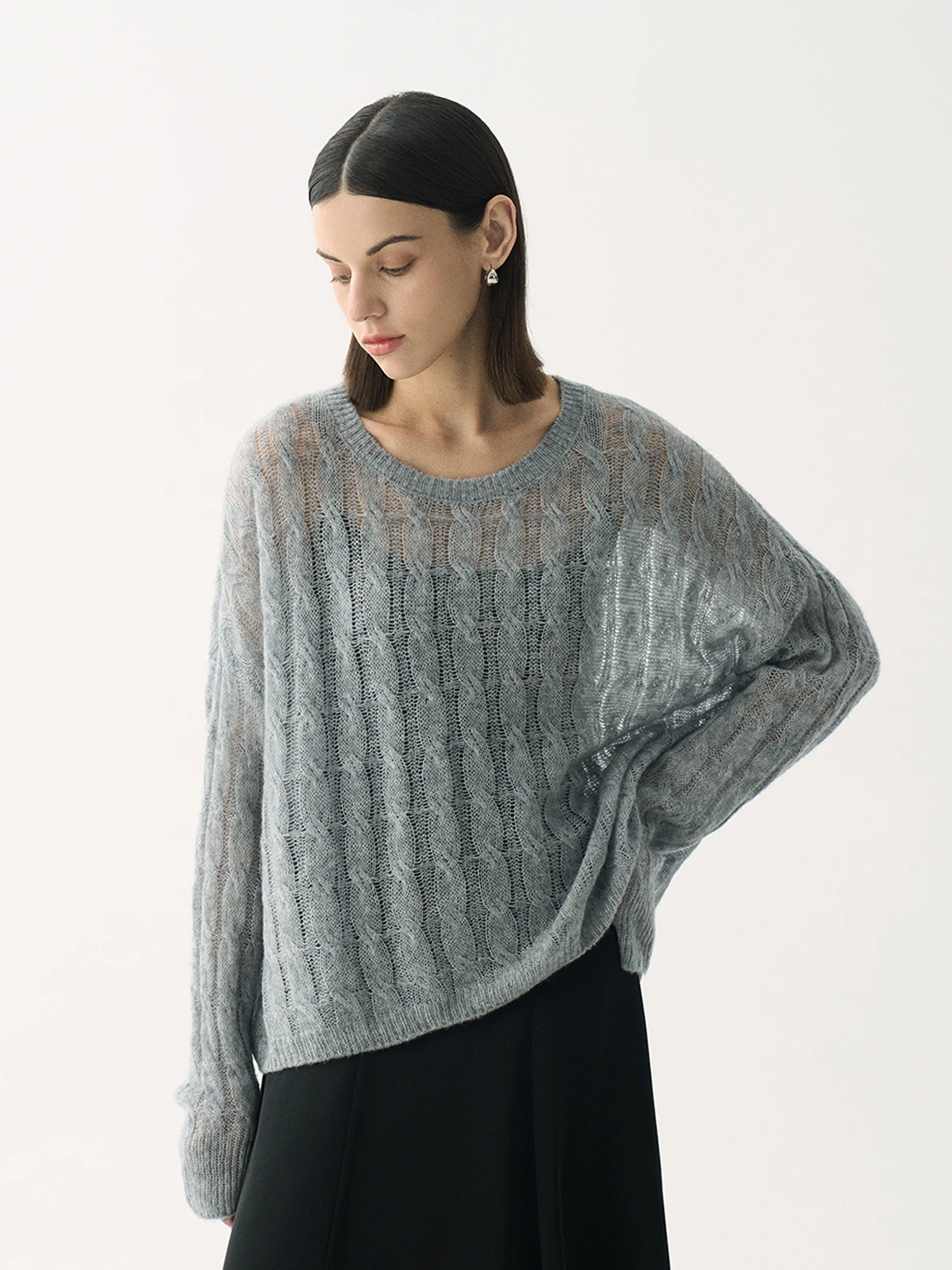 

Lichi's Sea Lazy Cashmere Sweater Women's round Neck Pullover Loose Knitted Top Relax Style Long Sleeve Spring Fashion