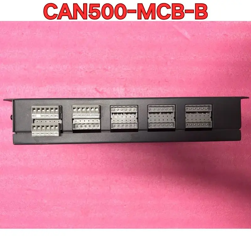 El prueba de función del controlador CAN500-MCB-B de segunda mano es normal