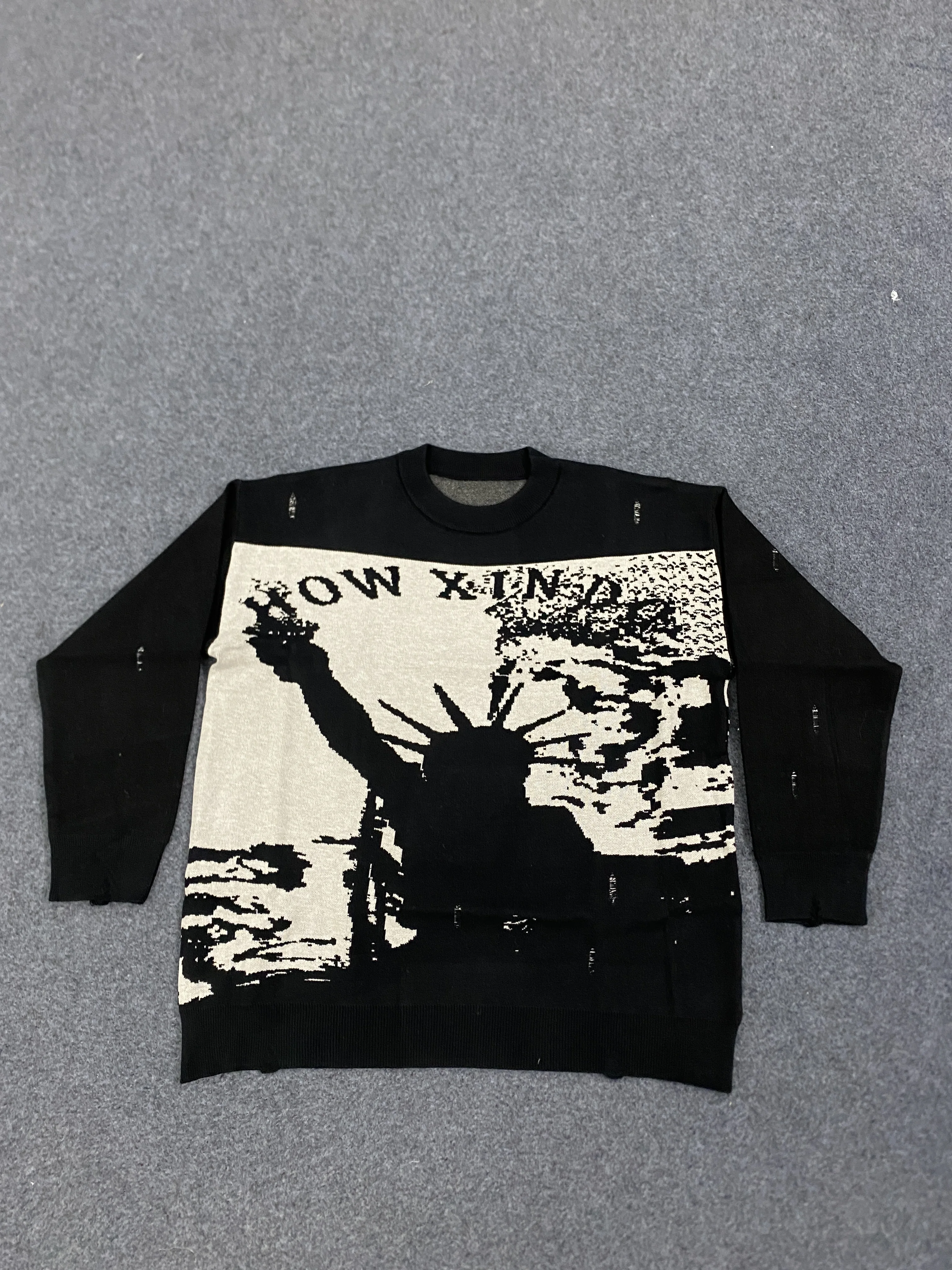 

Y2K American style women's sweater is thick, sturdy, warm, simple, and versatile for daily use. It is a sweater jacket