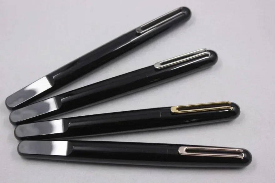 

2025 Luxury Mb Magnetic Closure Cap Smooth Writing Fountain for Writing Ink Pen