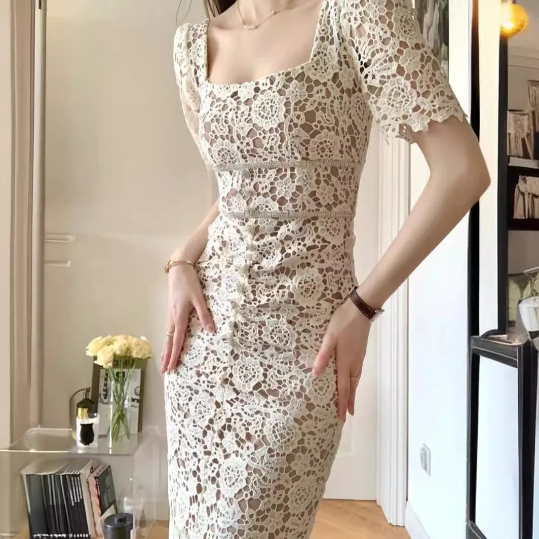 

2024 Summer New Luxury High Quality Lace Hollow out Dress Women Elegant Vintage Short Sleeve Bodycon Midi Dress F353