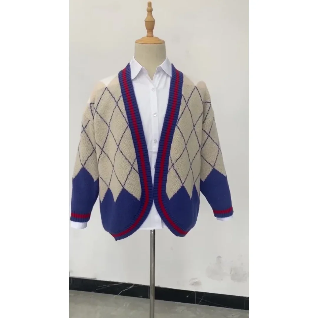 لعبة الحب والمساحة العميقة رافاييل أزياء تنكرية سترة Qiyu