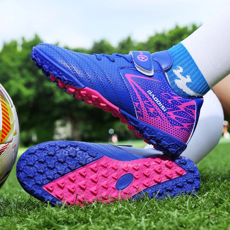 

Children's cleat soccer shoes suitable for boys and girls, leather upper, waterproof, rubber non-slip sole, lightweight, Velcro