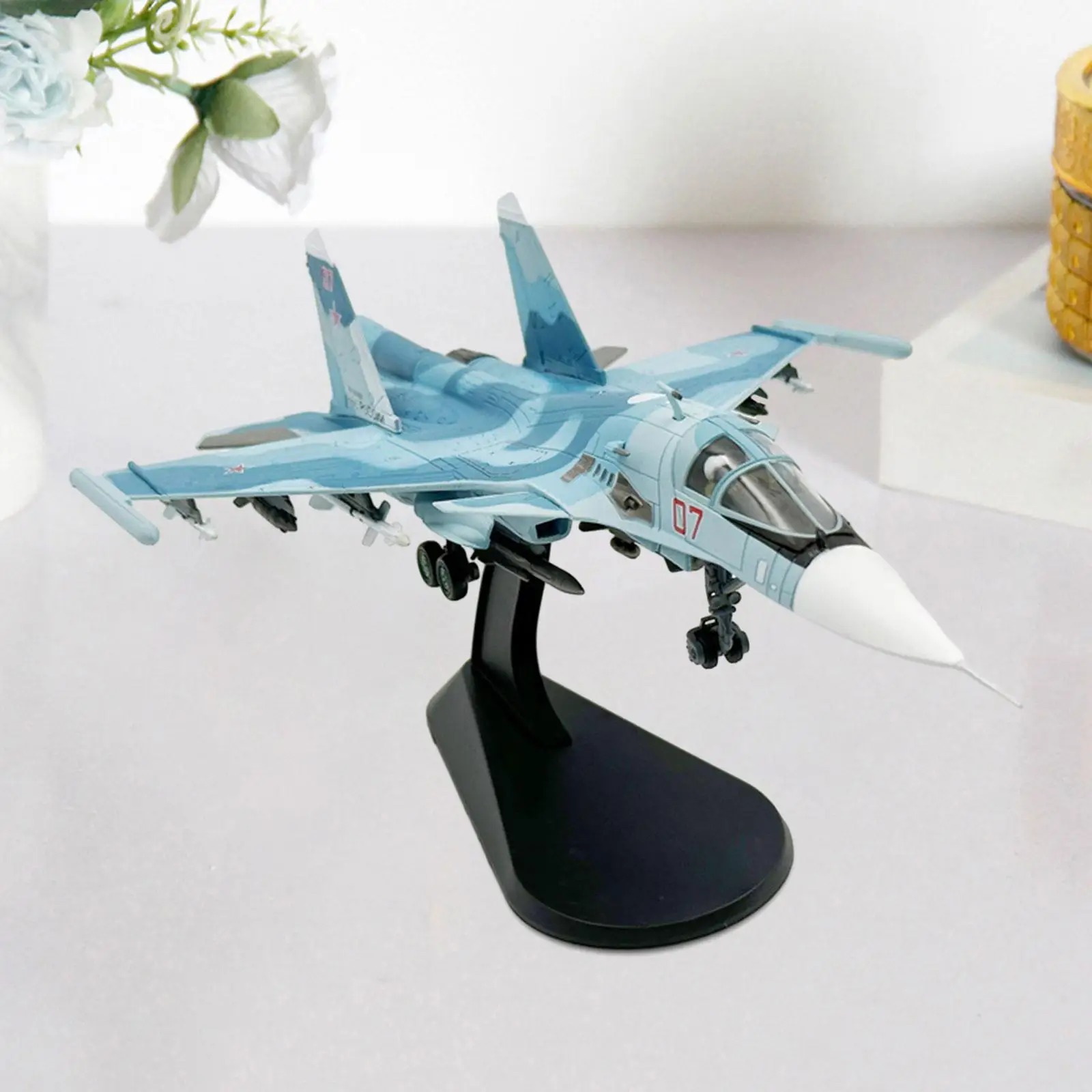 

1/100 Scale SU35 Plane Model Toy with Display Stand Collections Alloy Fighter for Household Desktop Bedroom Table Decor