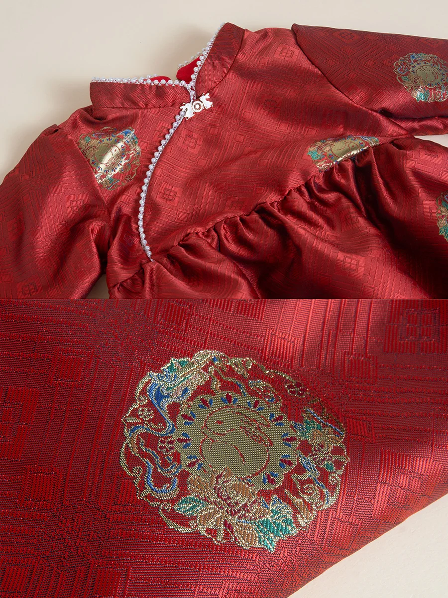 فستان صيني جديد للفتيات ، فستان العام الجديد ، العام الجديد في العالم