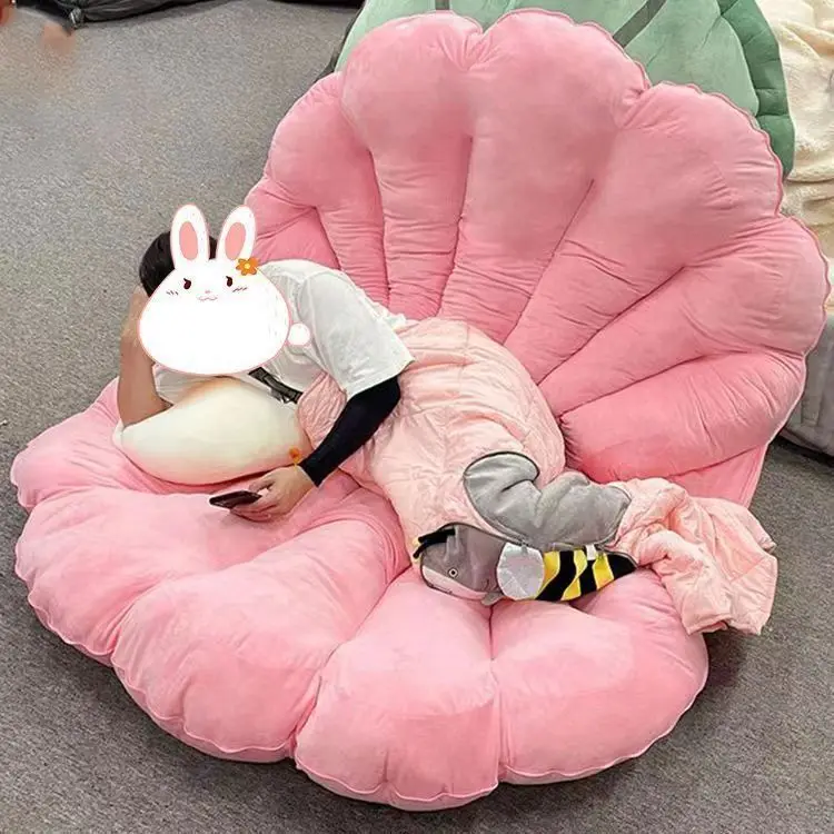 

Giant clam shell pillow, human dog's nest, lazy sofa, sleepable and reclining, shell doll, river clam plush cushion