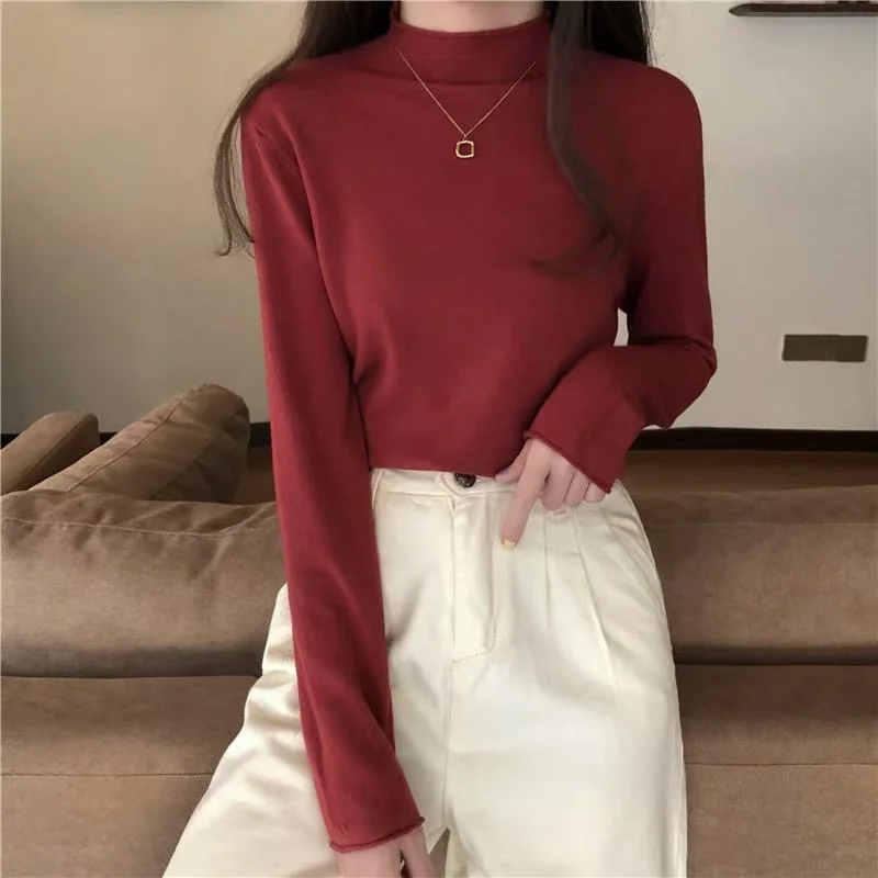 2025 nouveau intérieur à la mode demi-col haut tricoté bas chemise pour femmes automne hiver polyvalent petit haut à manches longues Ins