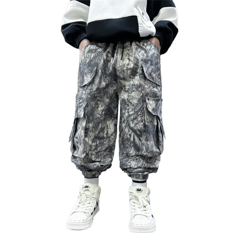 

2024 Fashion Camouflage Print Boys Cargo Pants Multy Pockets 100% Cotton Spring Fall Elastic Waist Long Trousers Teen Sweatpants