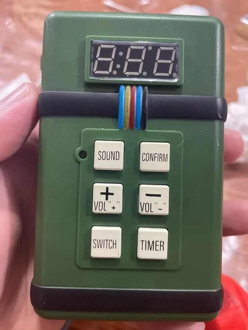 ใหม่ C4 ยุทธวิธี Dynamite Pack ของเล่นปืนอัดลมเด็กควัน Grenade (พร้อมแสงเสียง), CS คอสเพลย์เกมที่ดีที่สุดของขวัญ