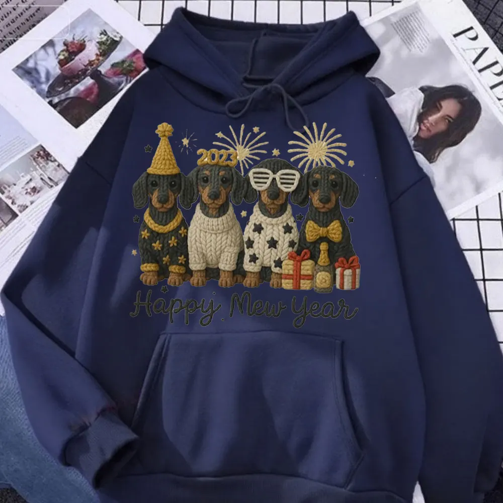 الكروشيه طباعة سنة جديدة سعيدة الكلب الألماني المرأة هوديي لطيف الجراء السنة الجديدة عطلة الحيوانات الأليفة Sweatshitr الكلب عاشق البلوز تصميم #3