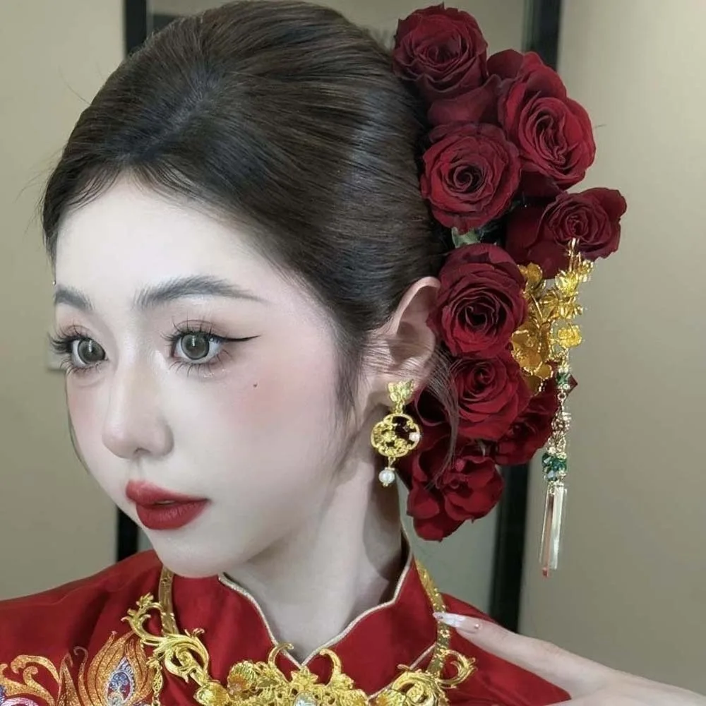 

Простые и изящные заколки для волос в китайском стиле с золотым фениксом, тканевые, из сплава, с цветами, для невесты, летние боковые зажимы