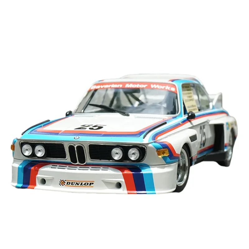 1:18 Original BMW CSL25 diecast alloy car model BMW 3.0 Rally car boy collection decorative display toy gift for children.