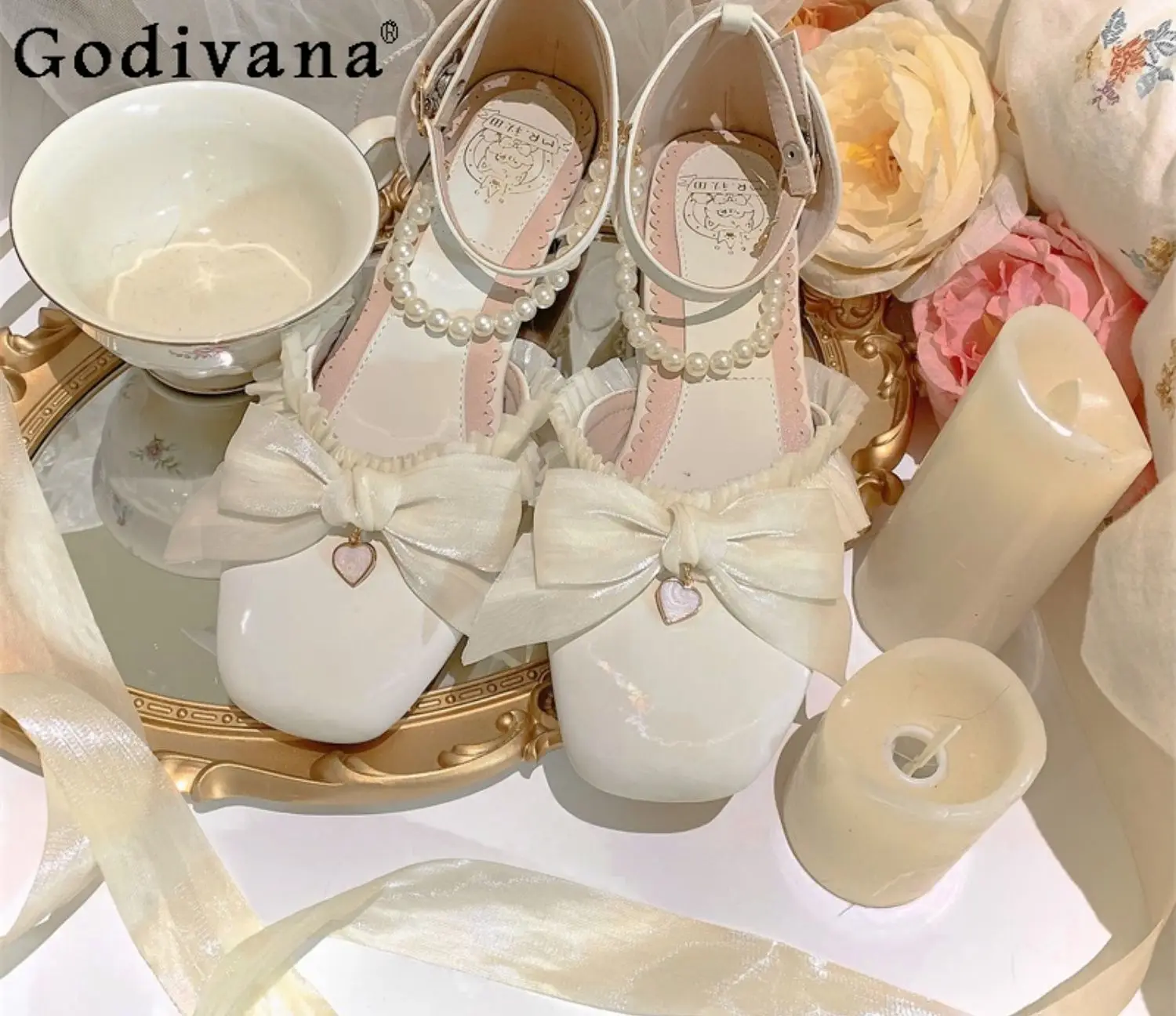 

Sweet Girl Original Lolita Bow Pearl One-button Shoes High Heels Thick Heel Round Head Low Heel Elegant Women's Lo Shoes