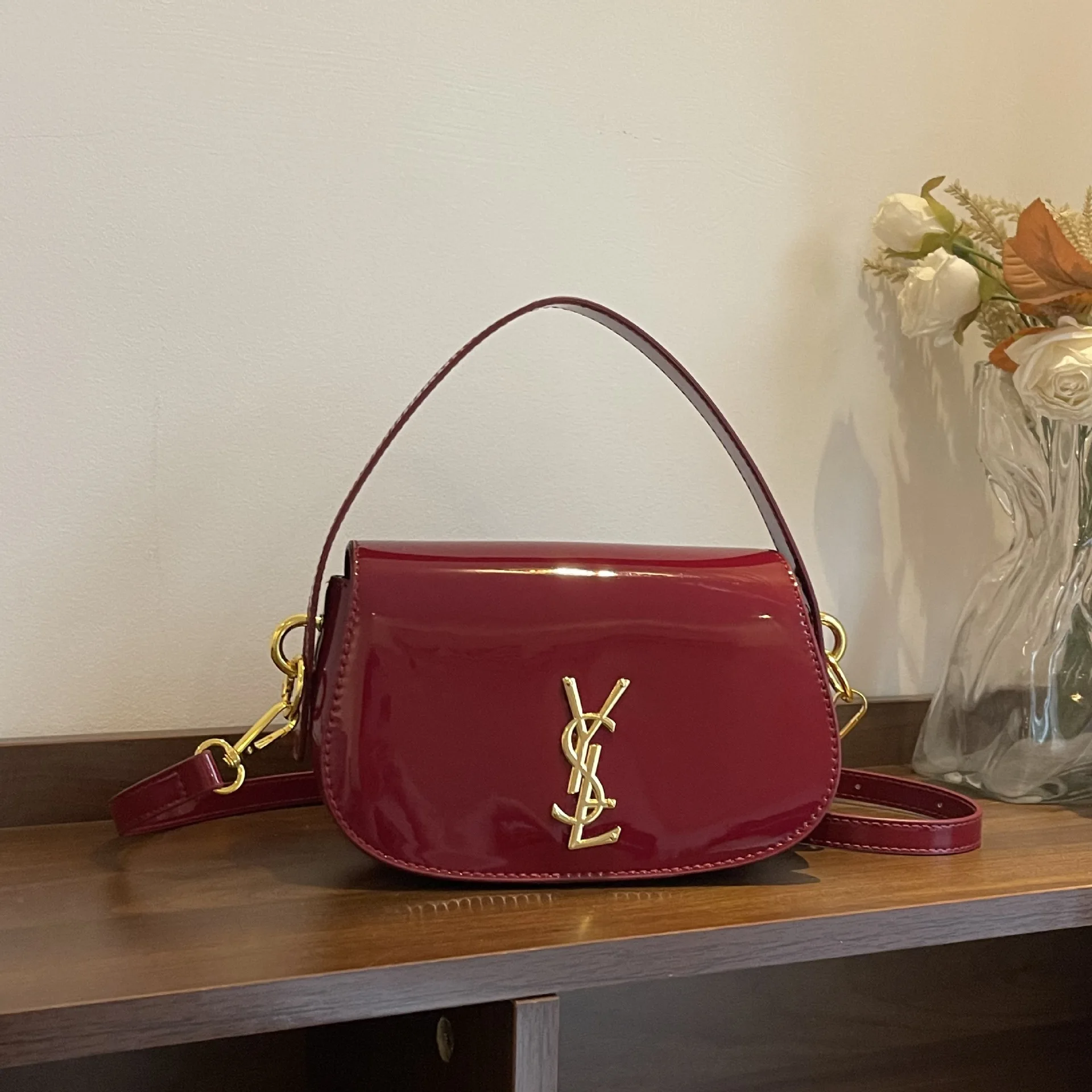 

‌Short Crossbody Bag - Vegan Leather Shoulder Purse, Minimalist Underarm Bag for Women