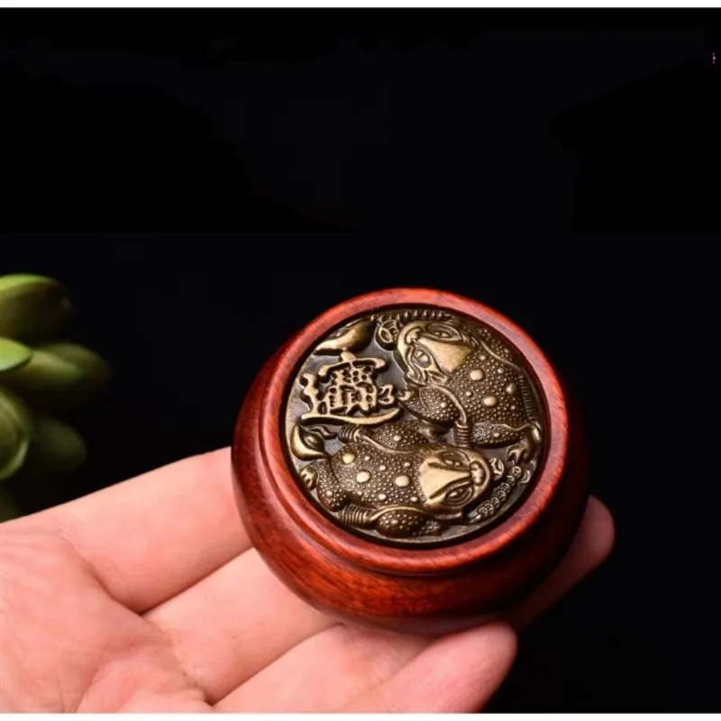 Red sandalwood twist Gankun wenwan hand piece double-sided twist