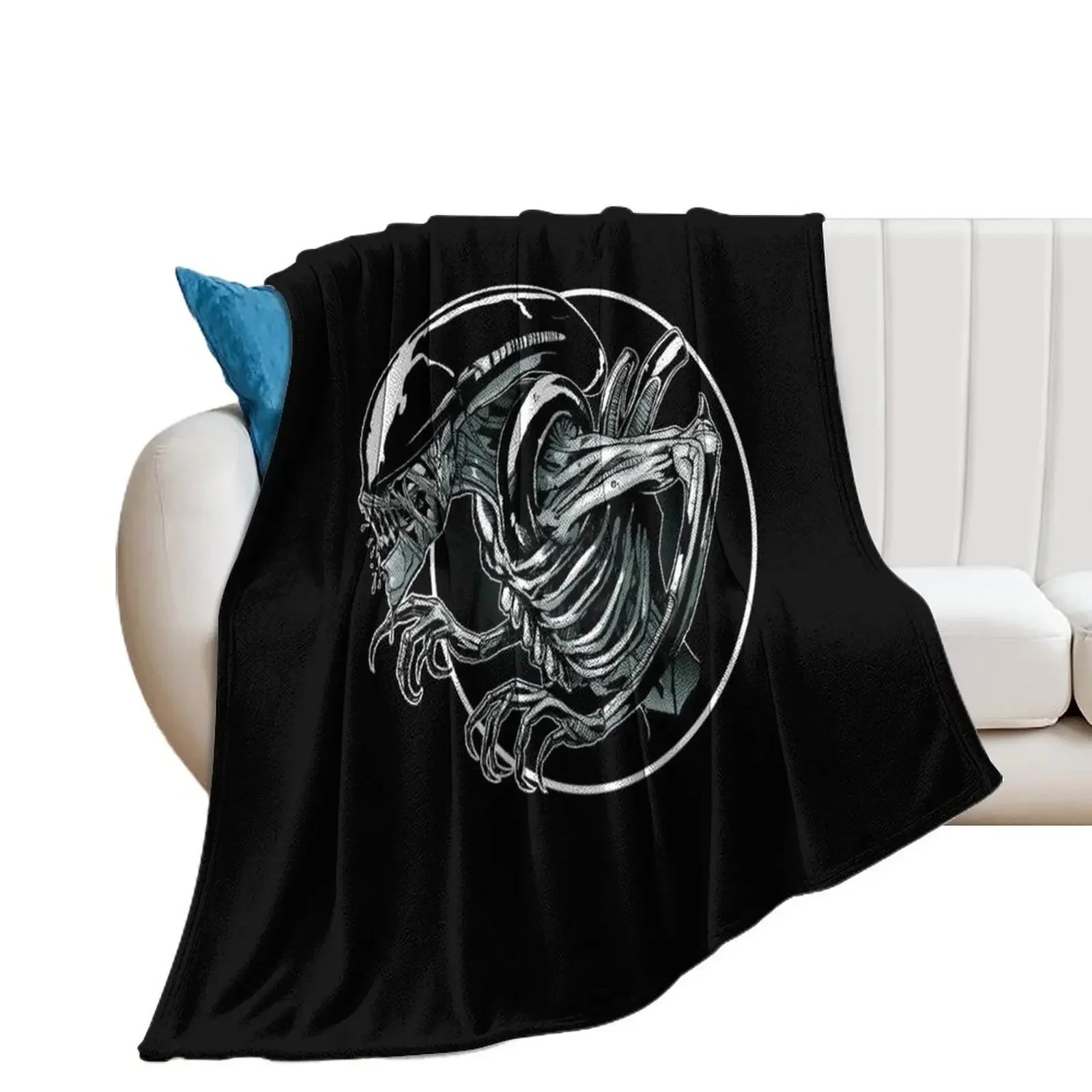 aliens xenomorph Throw Blanket Luxury Thicken Softest Blankets