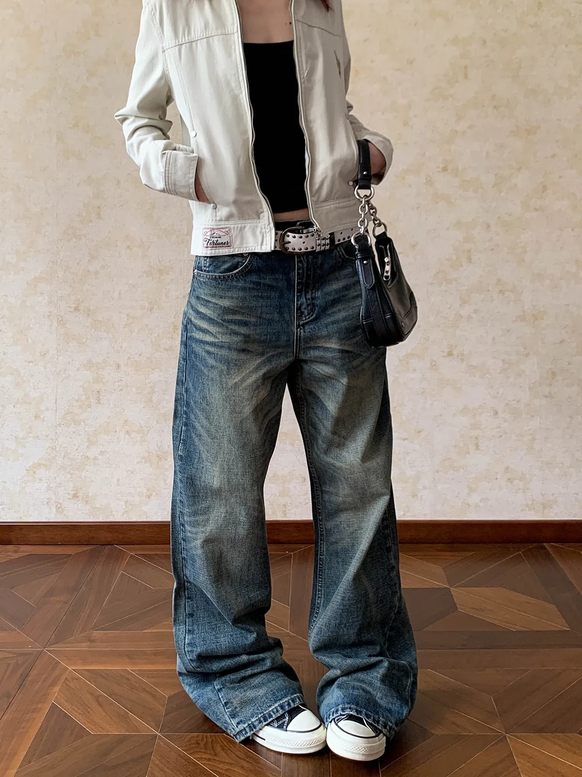 

Retro American Cleanfit Distressed Denim Jeans Loose Straight Leg Whisker Streetwear for Men And Women Winter Wear