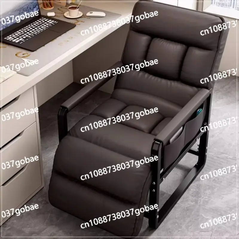 

Офисный стул может сидеть и лежать во время обеденного перерыва. Удобное кресло со спинкой. Компьютерное кресло для домашнего отдыха.