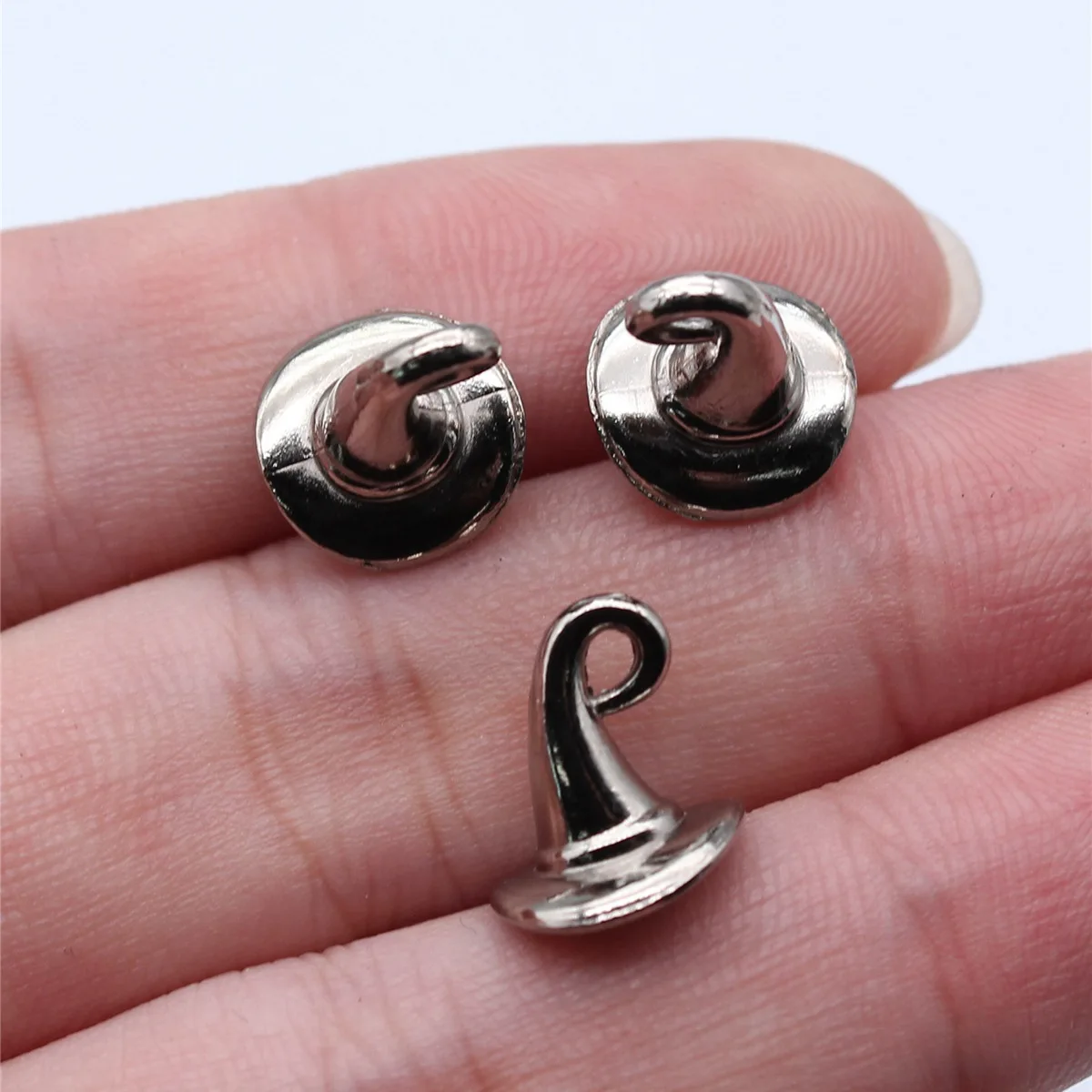 20pcs 10x10mm(0.39x0.39inch) 2 Colors Antique Silver Color Gun Black Color Wizard Hat Charms DIY Jewelry Accessories Supplies