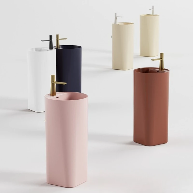 Small apartment floor-to-ceiling, washbasin ceramic integrated column