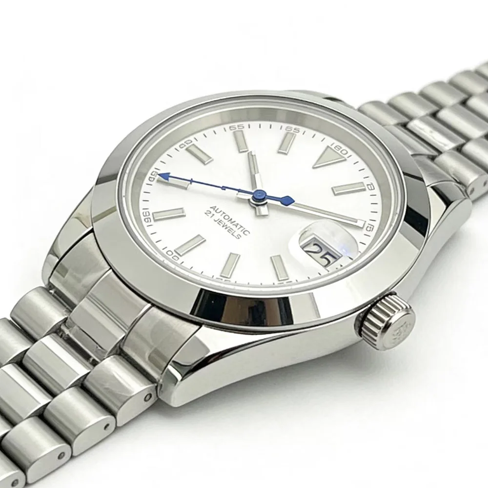 Silver Color China NH35 Automatic Movement Watch Case 36mm/39mm Water-Resistant Stainless Steel with Sapphire Glass Strap White