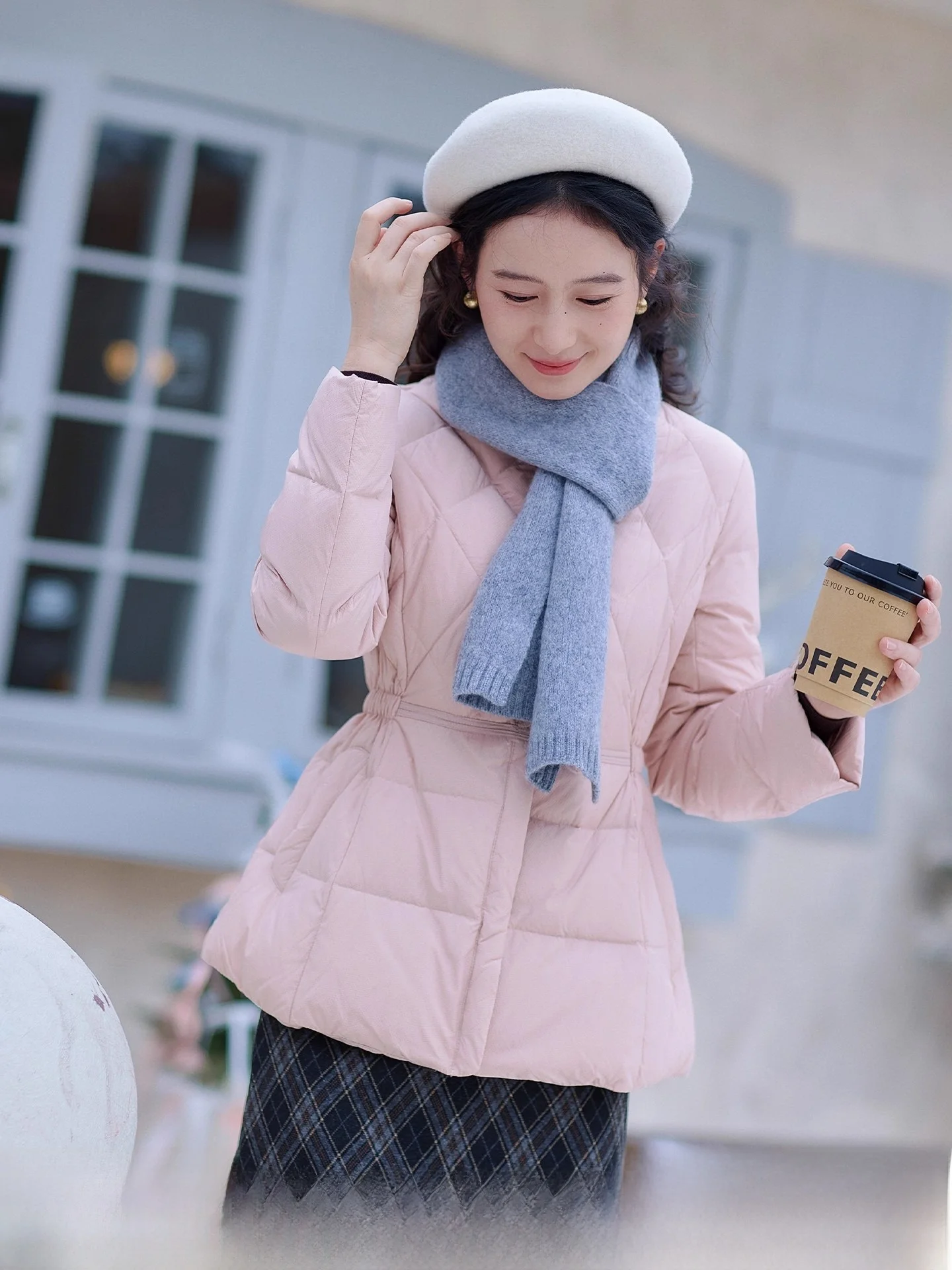 

Red Tead Chinese Sle ort Embroidered Pink down Jaet Women's Design Winter 2025 New Elegance Outerwear Top