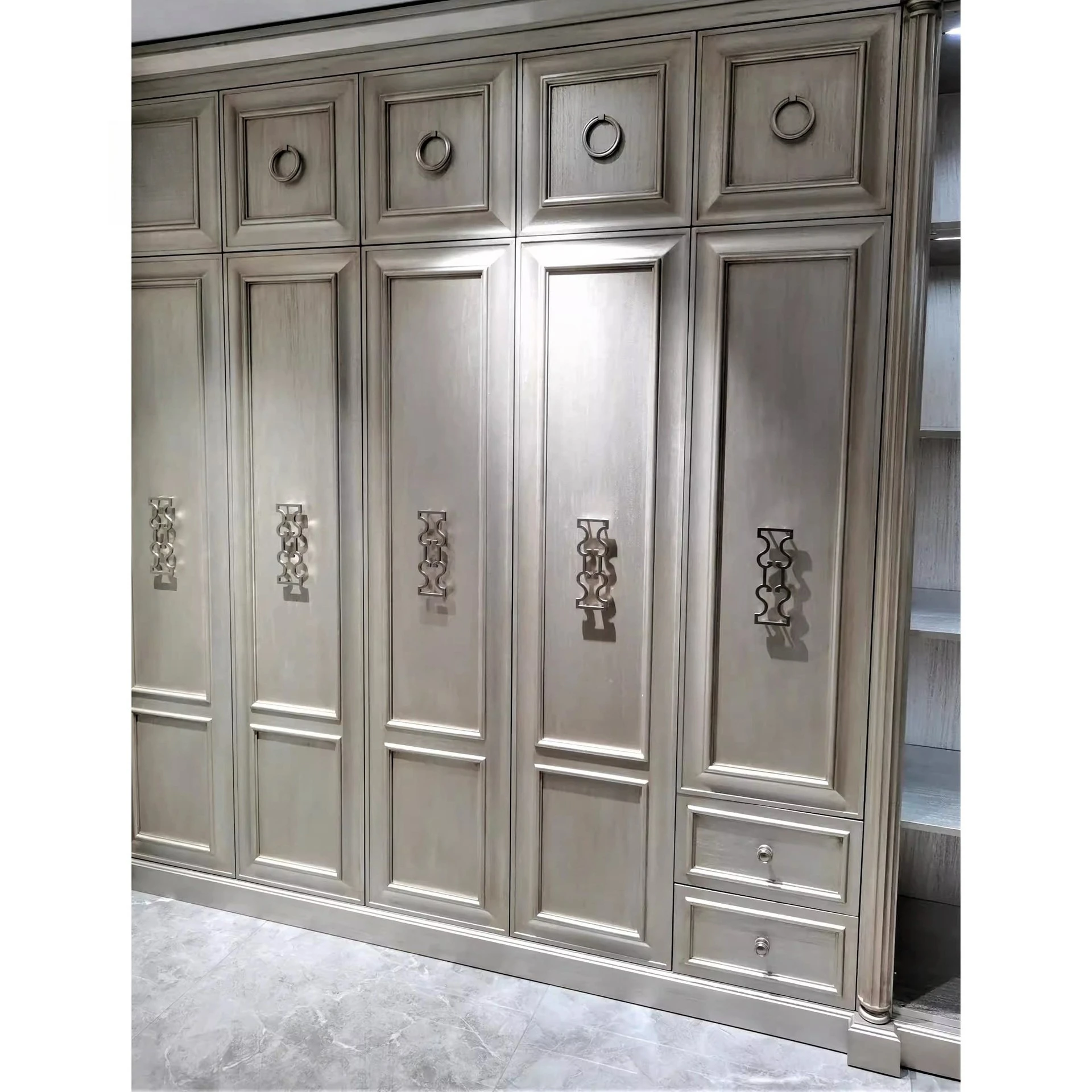American style, solid wood wardrobe AR T Morrie Impression