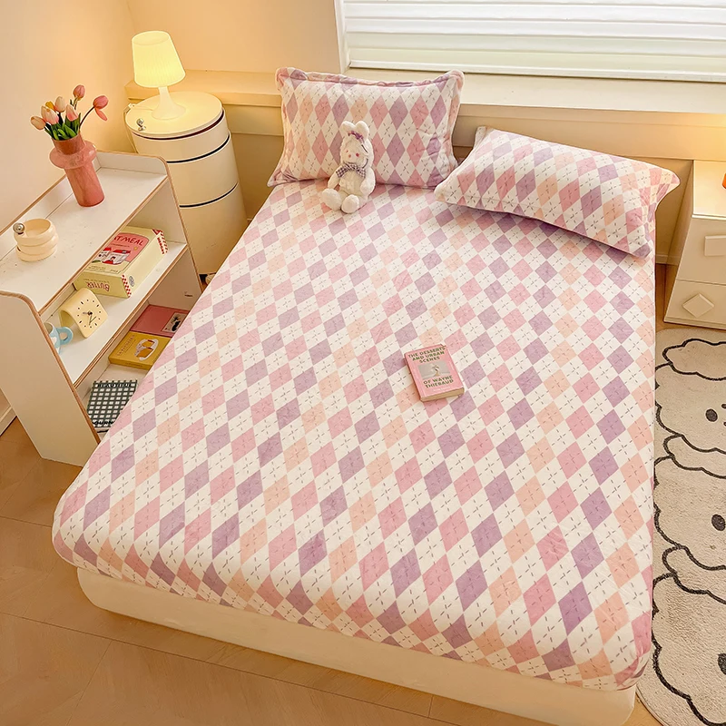

2025 new solid color milk fleece fitted sheet single piece winter coral fleece mattress protective cover, no pillowcase