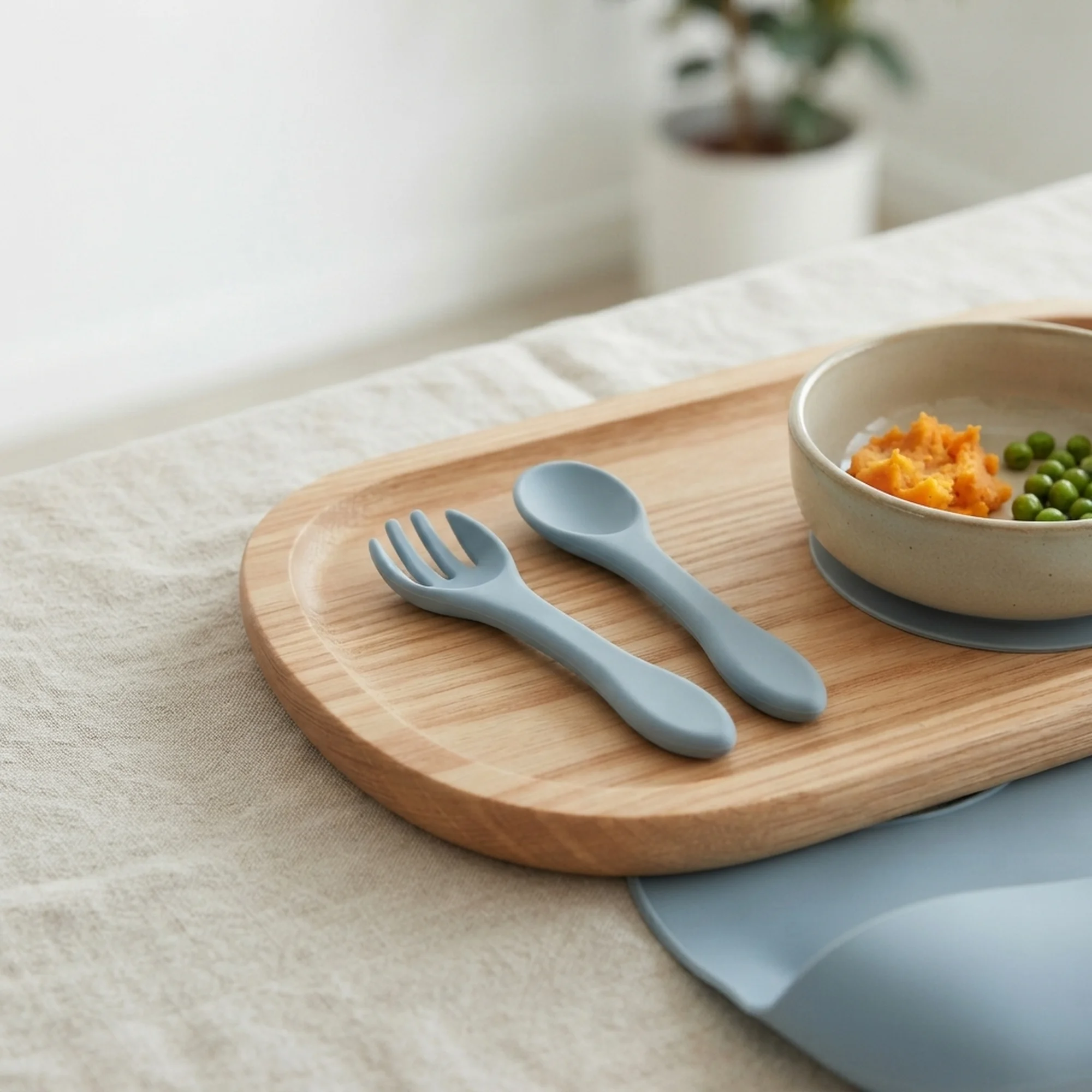 2pcs Silicone Baby Fork Spoon Set BPA Free Soft Tip Toddler Self Feeding Utensils Anti-Choke Kids Training Cutlery view 5