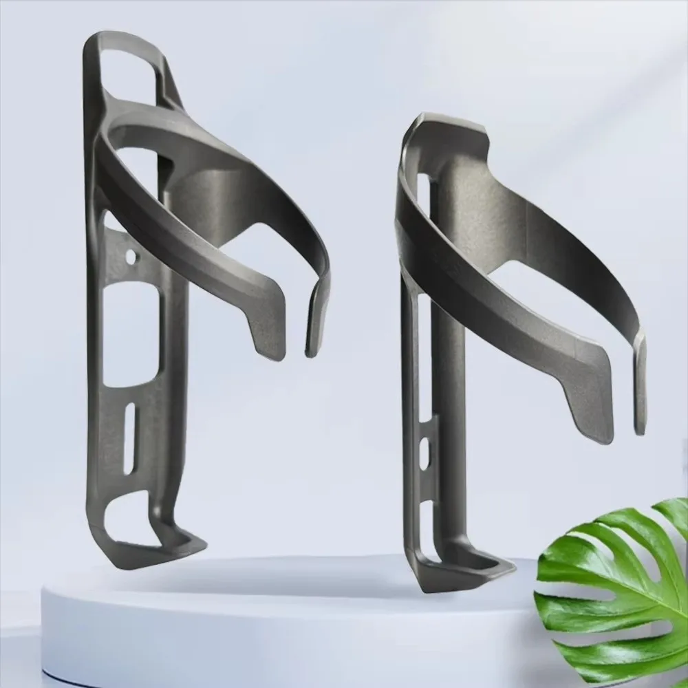 Water Bottle Holder Lightweight Bicycle Bottle Cage Durable Black Water Bottle Mount Universal Bicycle Bottle Holder Road Bike