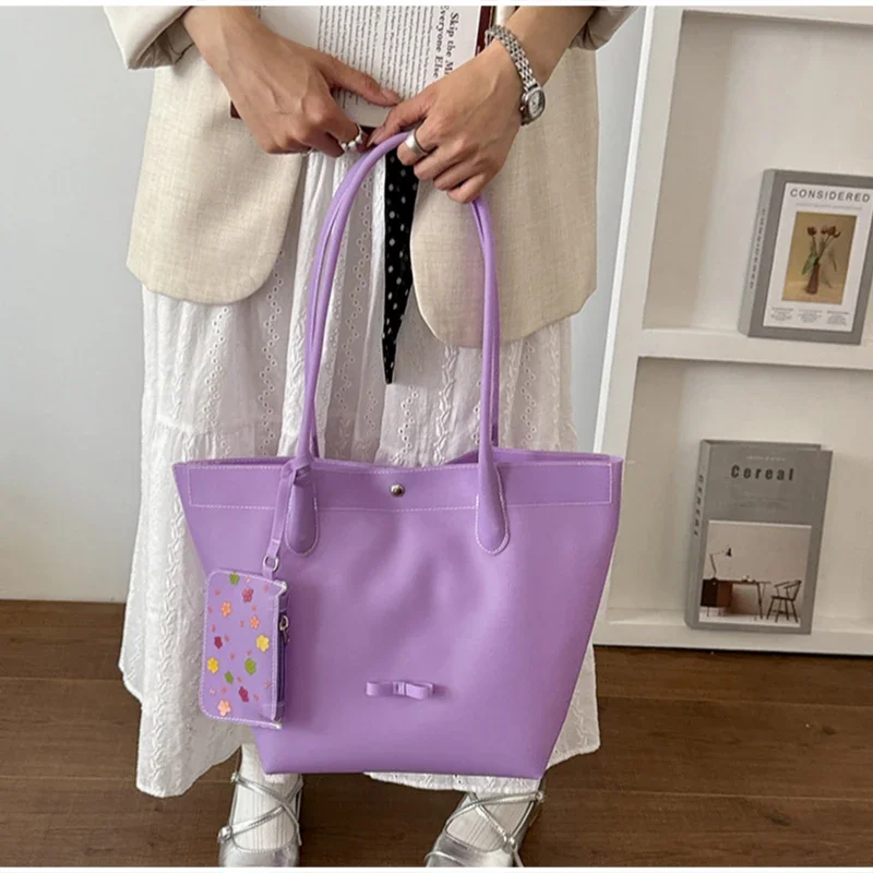 Transparente PVC-Tragetasche in Jelly-Farbe, Damen-Umhängetasche für den Arbeitsweg, wasserdichte Einkaufstasche mit großem Fassungsvermögen, transparente Handtasche mit Tragegriff oben – Detail 20