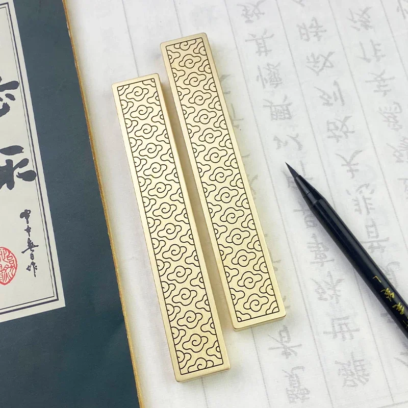 

Solid Brass Calligraphy Painting Paperweight Chinese Style Brush Writing Metal Paperweight Press Book Paper Vintage Decoration