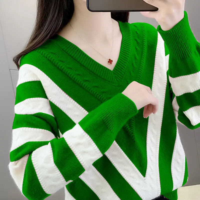 

Fashion V-Neck Knitted Spliced Loose Striped Sweaters Women's Clothing 2023 Autumn New Casual Pullovers All-match Commute Tops