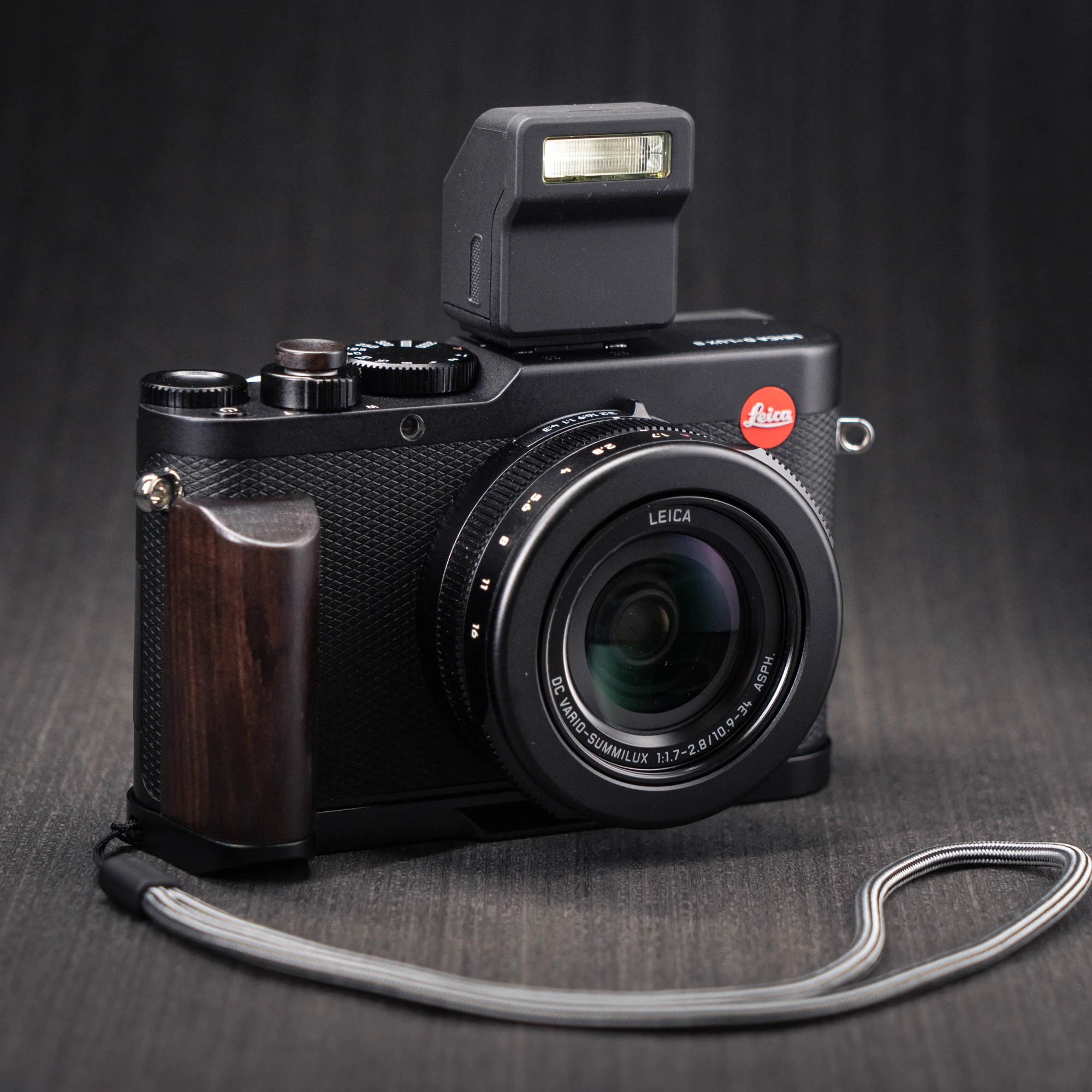 YUWOOD DLUX8 L-förmige Montageplatte mit Holzgriff für Leica D-lux8, integrierte Arca-Swiss-Schnellwechselplatte für Arca-Typ-Stativ – Detail 13