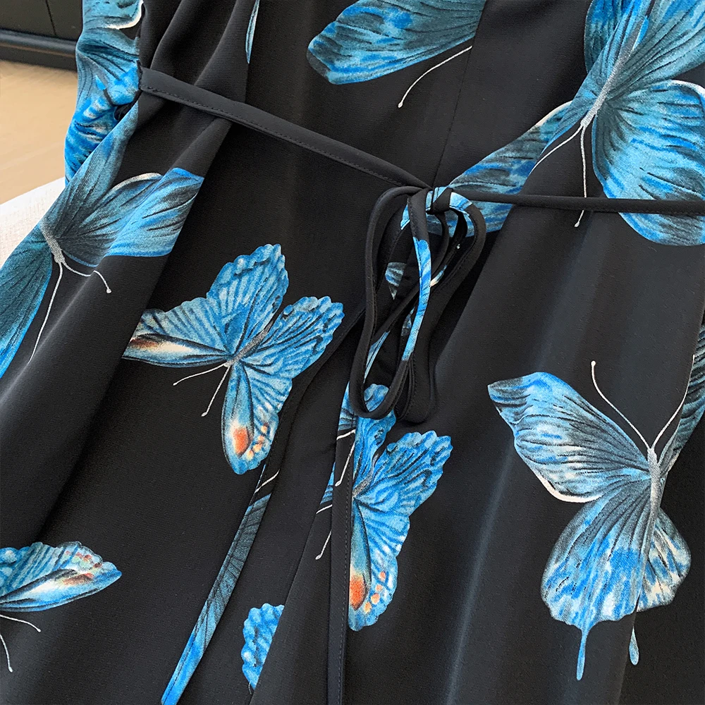 Plus-size women\'s summer casual commuting comfort Slip dress Chiffon black long dress Blue butterfly print with slit loose dress