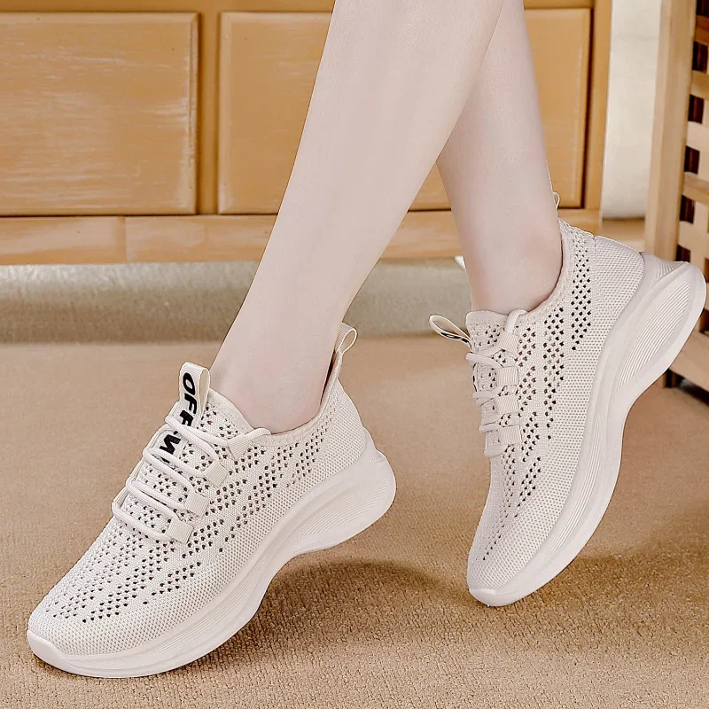 Fashion Casual Sneakers Women Mesh Hollow Out Breathable Comfort Lightweight Running Shoes for Women Zapatos De Mujer 2024