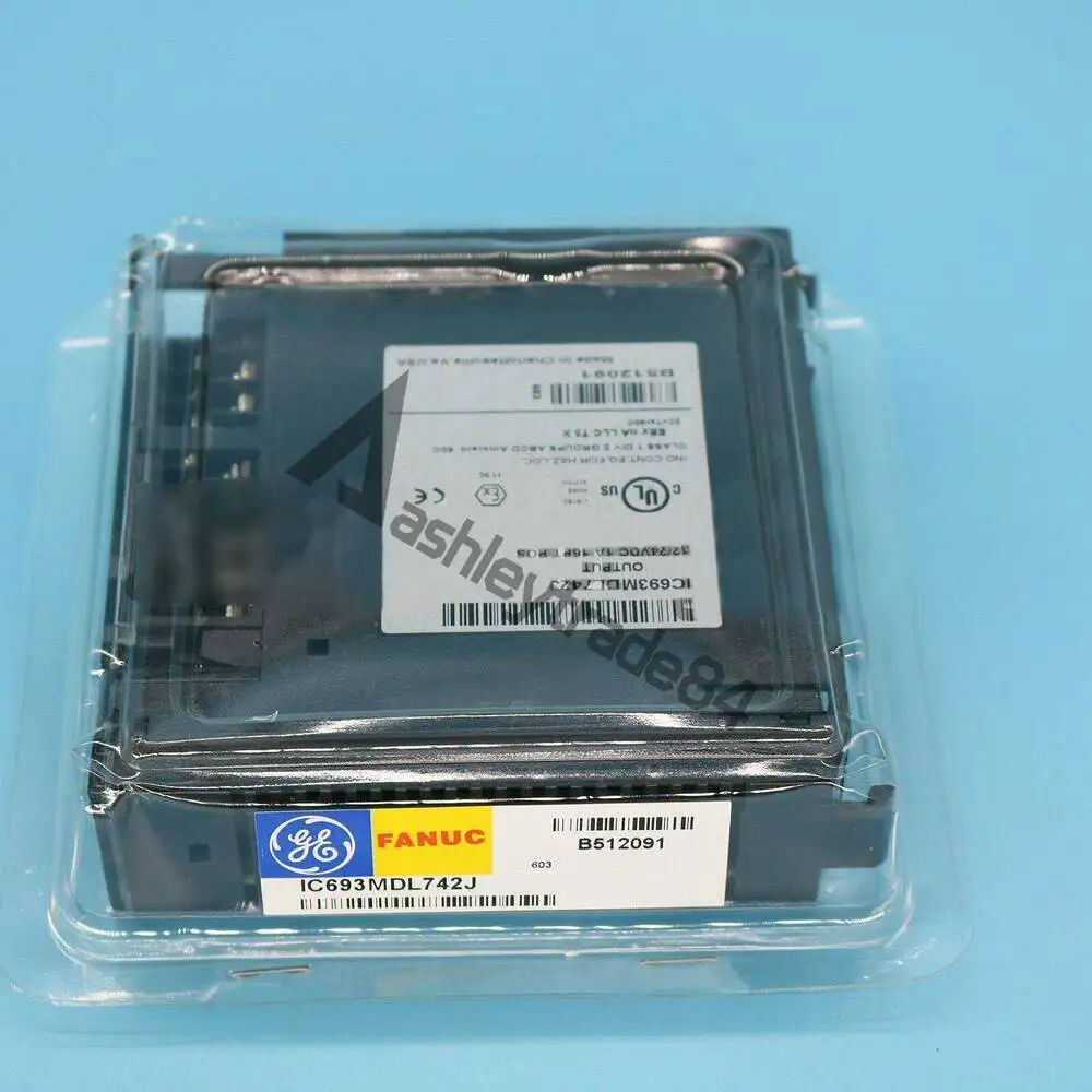 

ONE IC693MDL742J GE Fanuc Output Module new in box