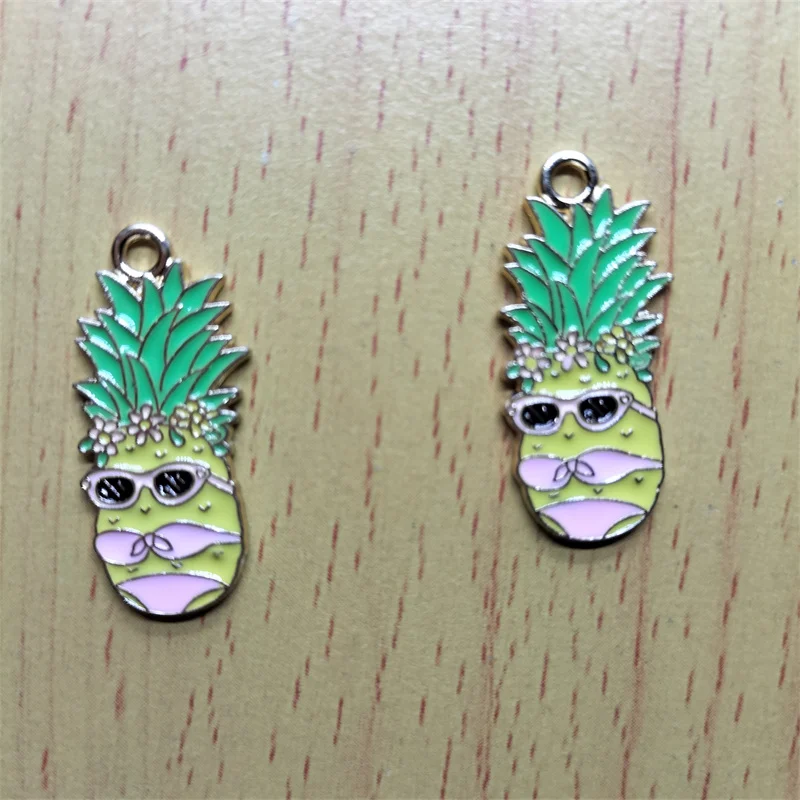 

10pcs Cartoon Fruit Charms Metal Enamel Pineapple Charm Pendant Bracelet DIY Earring Necklace Key Chain Jewelry Accessories