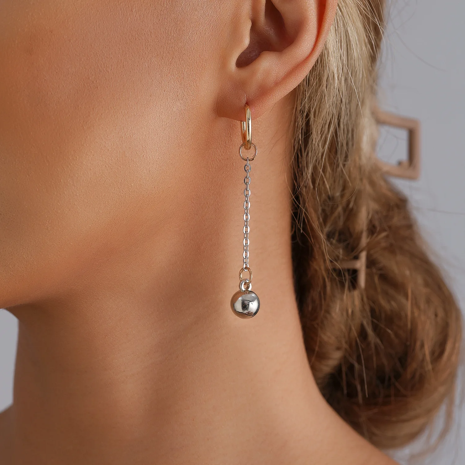Y2K Heart Ear Crawler Color Block Mismatched Design Sweet Sexy Boho Ear Cuff Statement Jewelry Women Gift
