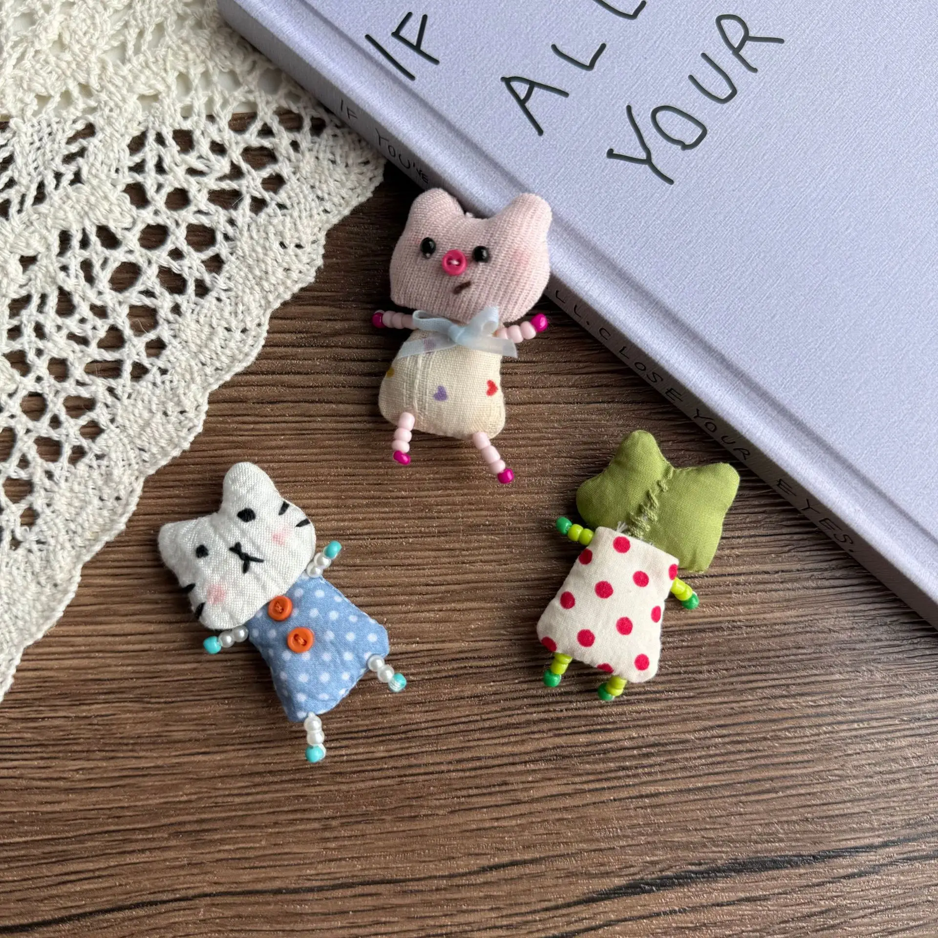 Handmade Beaded Frog Piggy Craft Kit for Kids Clothing Shoe Sock Decoration Creative Sewing Embellishment Soft