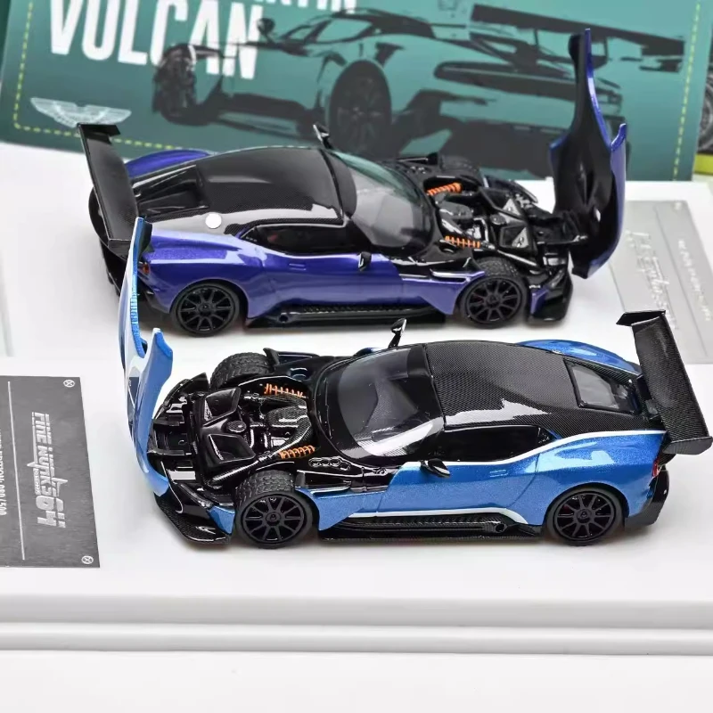 1-64-aston-martin-fire-god-apri-il-cofano-una-replica-in-miniatura-di-un'auto-reale-in-lega-pressofusa-come-modello-giocattolo-da-collezione-per-regali