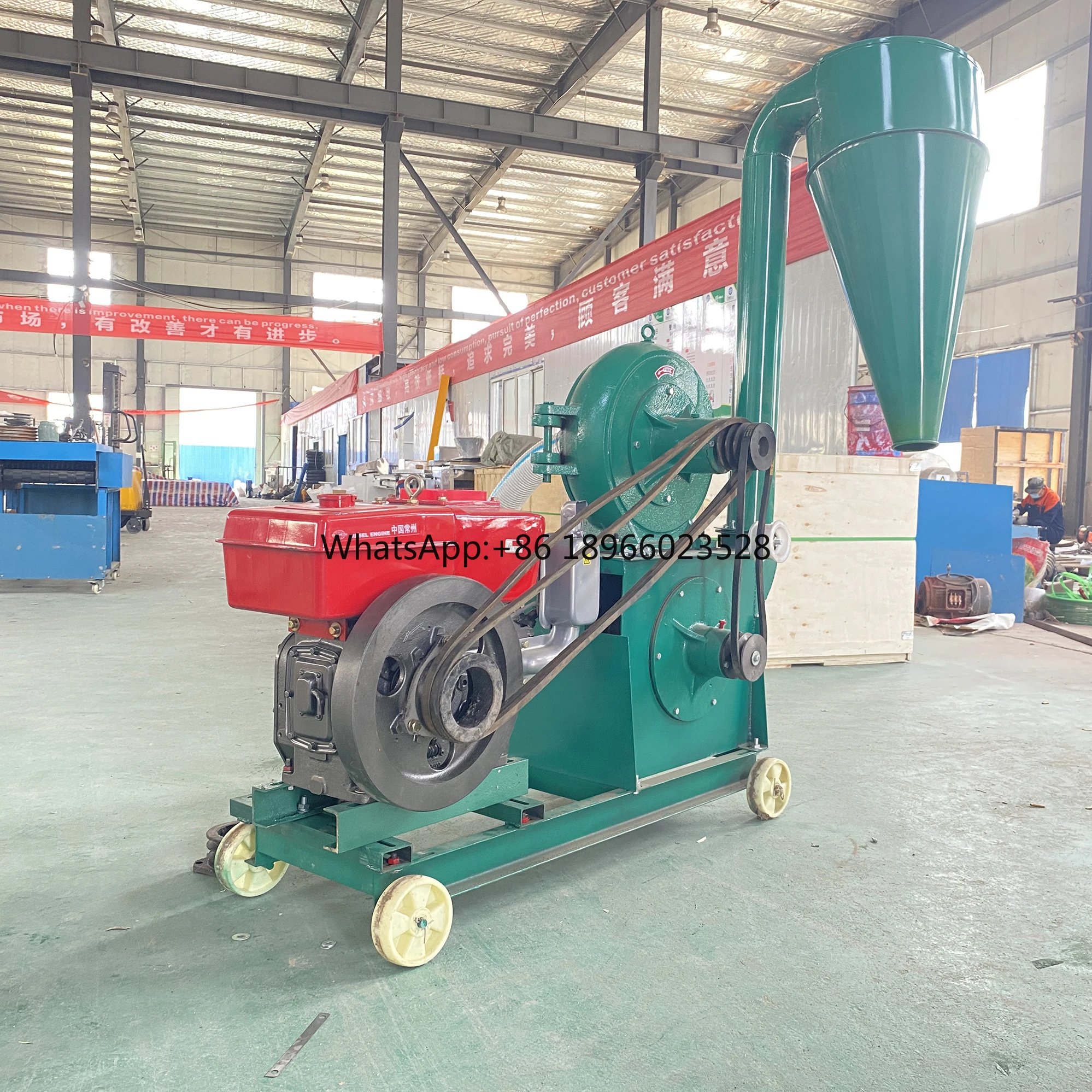 Self-priming  Dried Herbs Grinder Farm Corn Grinding Machine